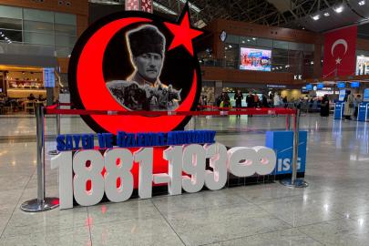 ATATÜRK 10 KASIM’DA İSTANBUL SABİHA GÖKÇEN’DE ANILDI