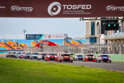 PİSTTE SEZON FİNALİ TOSFED İSTANBUL PARK'TA