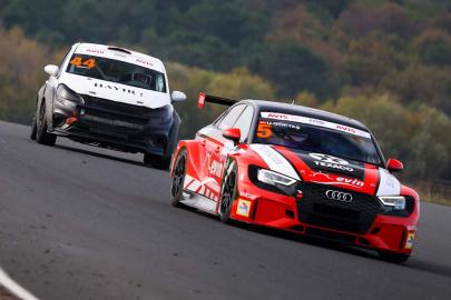 TOSFED İSTANBUL PARK'TA NEFESLER TUTULDU