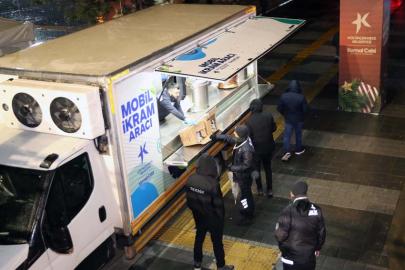 SOĞUK HAVALARDA SICAK DAYANIŞMA KÜÇÜKÇEKMECE’DE