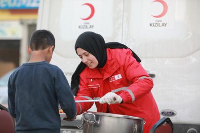 6 ŞUBAT DEPREMLERİNİN ÜÇÜNCÜ YILDÖNÜMÜ: “KIZILAY, DEPREM BÖLGESİ DESTEKLERİNİ ŞUBELER ELİYLE SÜRDÜRECEK”