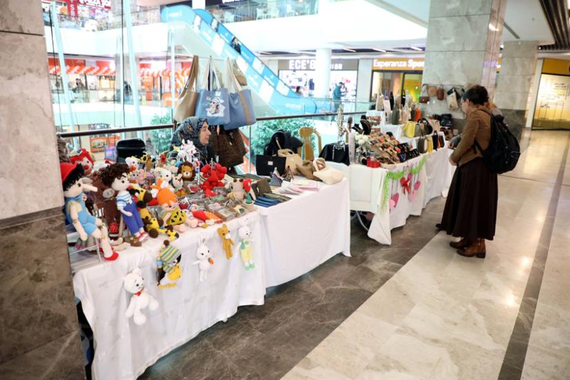 EYÜPSULTAN’DA SEVGİ PAZARI AÇILDI