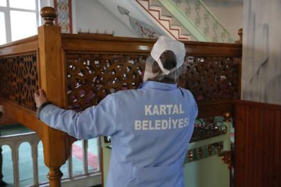 KARTAL’DA İBADETHANELER TEMİZLENDİ