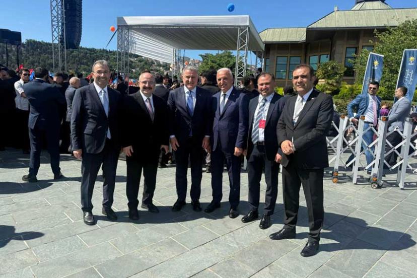 BAŞKAN YILDIRIM FETİH VE BAYRAM PROGRAMINDA