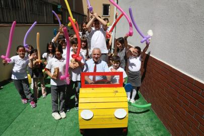 İETT’DEN ÖĞRENCİLERE GERİ DÖNÜŞÜM DESTEĞİ