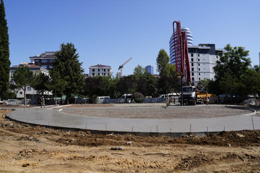 KARTAL'DA PARKLAR YENİLENİYOR, YEŞİL ALANLAR GENİŞLİYOR