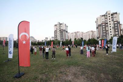 KÜÇÜKÇEKMECE'DE ÜCRETSİZ AÇIK HAVA SPORLARI DEVAM EDİYOR