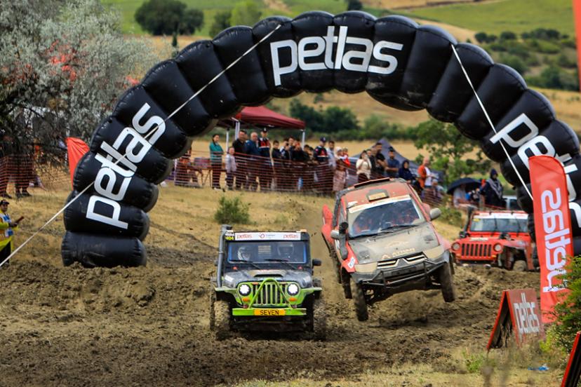 VEZİRKÖPRÜ'DE OFFROAD HEYECANI TAMAMLANDI